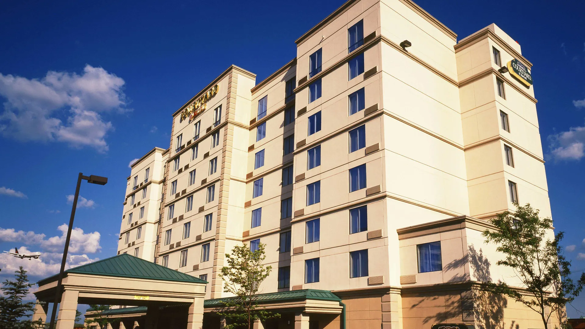 Hotel Courtyard By Marriott Toronto Airport